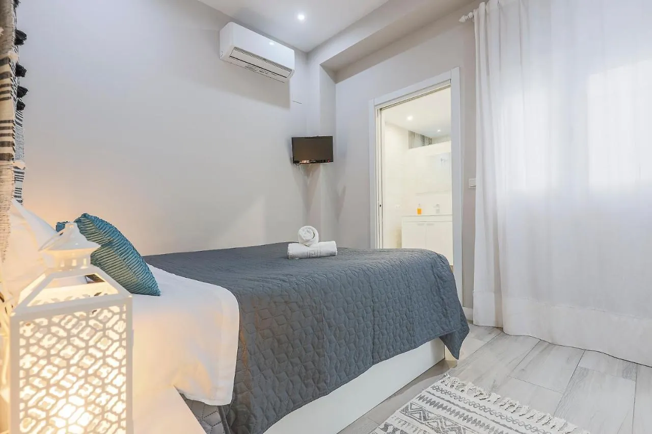 Minimalismo De Vanguardia Con Altas Calidades 1 Br Σεβίλλη 0*,  Ισπανία